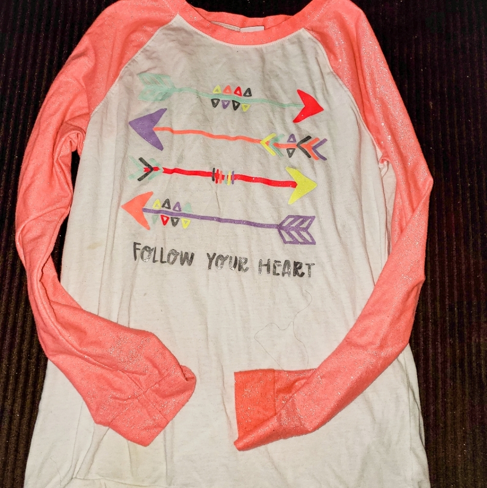 Girls long-sleeved shirt